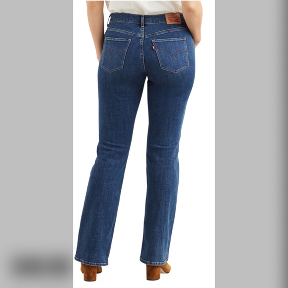 Levi’s bootcut jeans. Size 11 - Picture 3 of 13